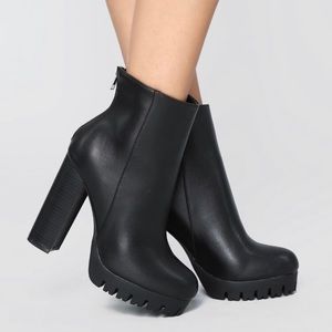 FashionNova Black booties